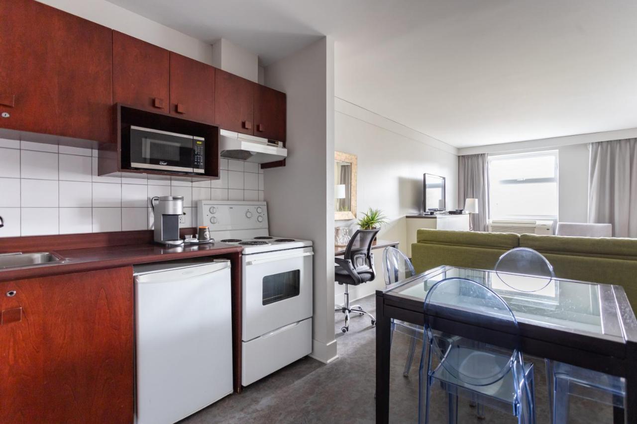 Hotel Champlain 3*