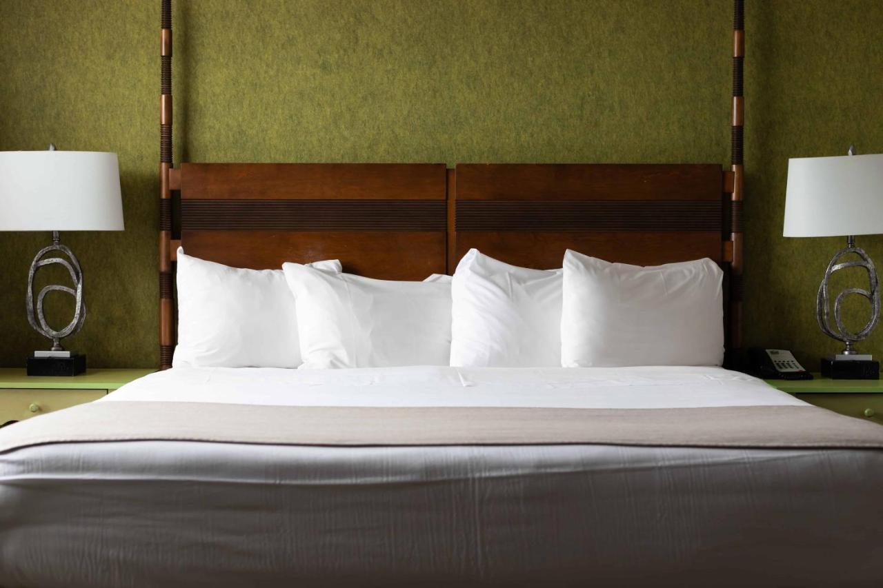 Hotel Champlain