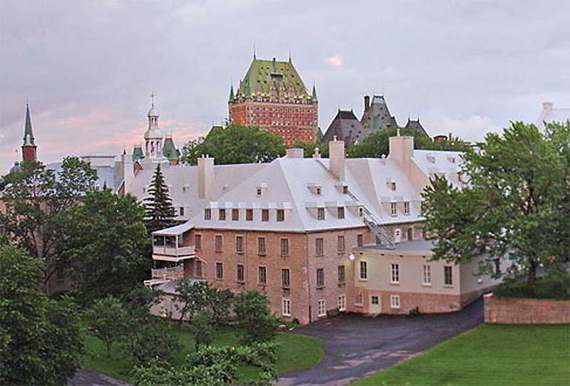 Champlain Hotel Quebec City